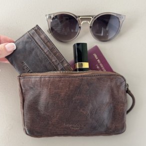 Laurel Urban clutch skind