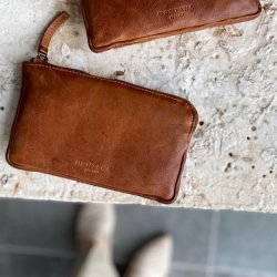 Laurel Urban clutch skind