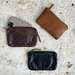 Laurel Urban clutch skind