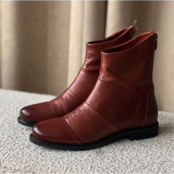 Stvle Stephanie cognac skind str 36-42