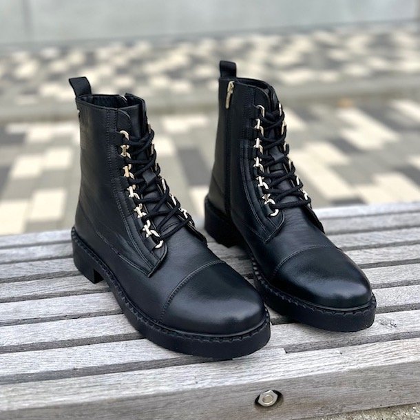 Stvle biker ROCK AND SHINE skind str 36-41