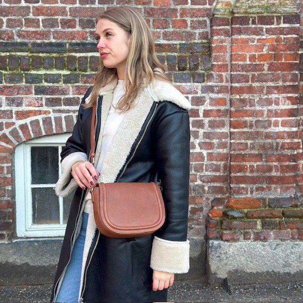 Eimy crossbody skind