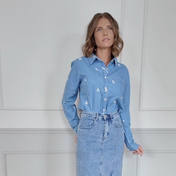 Denim nederdel m. slid str. XS-XL