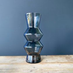 Windy Vase Gr D10 H23