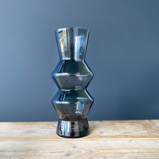 Windy Vase Gr D10 H23