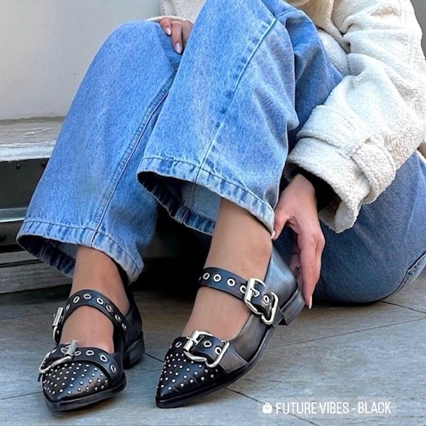 Loafers FUTURE VIBES sort skind str 40