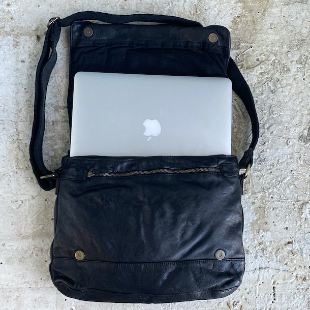 Kinston - Laptop lder