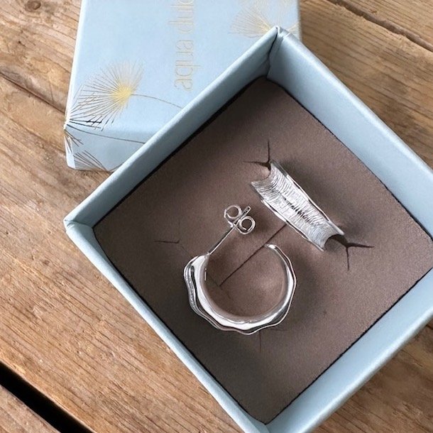 Hoops New Fanny 18 mm sterling s�lv