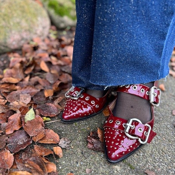 Loafers FUTURE VIBES bordeaux patent skind str 36-41