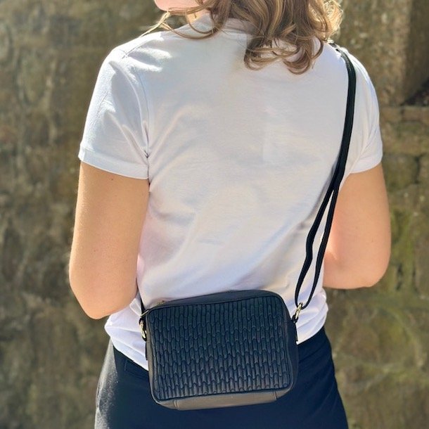 Megan Ritzy crossbody sort Skind