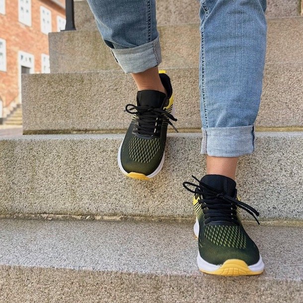 Sneakers ACTIVE gul str. 36-41