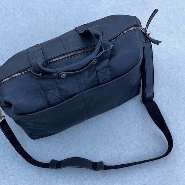 Weekendtaske sort skind