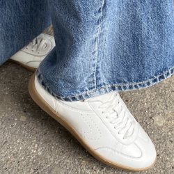 Sneakers POWERFULL hvid skind str 37-41