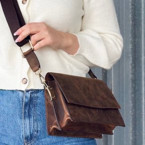 Dolly Hunter Crossbody skind