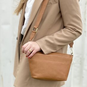 Crossbody Bodil - skind