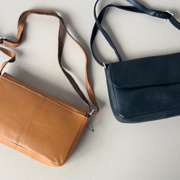 Taske nr 36 med klap skind