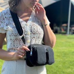 Crossbody med 5 rum denim