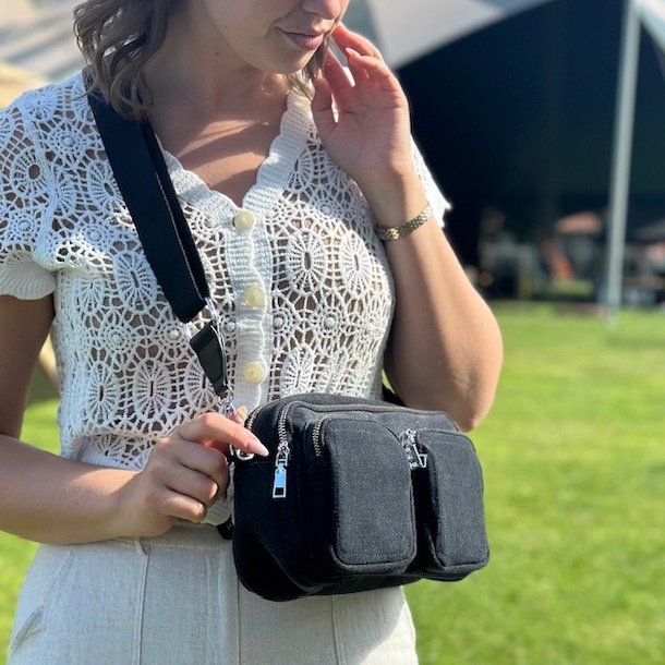 Crossbody med 5 rum denim