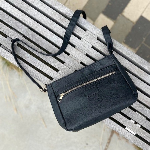 Crossbody sort