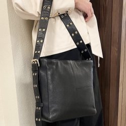 Payton Crossbody skind