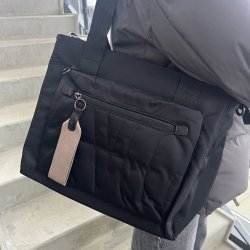 Crossbody mellemstor Nylon