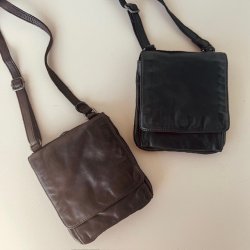 Crossbody skind