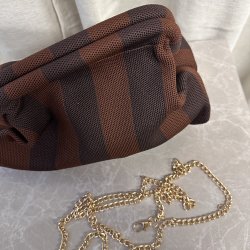 H�klet taske Molly - brune nuancer