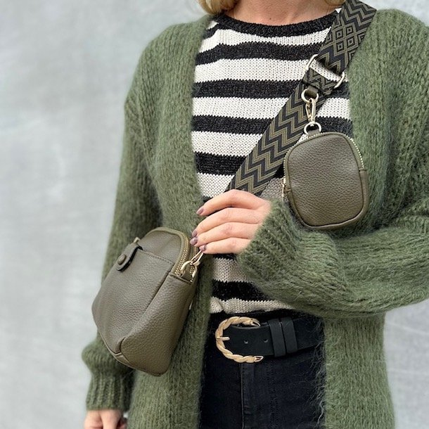 Crossbody med pung og trendrem