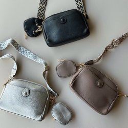 Crossbody med pung og trendrem