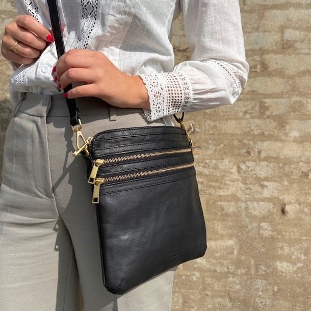 Sabrina Crossbody skind