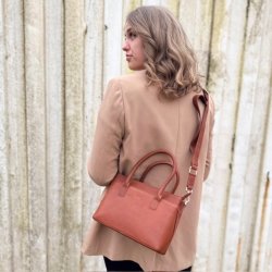 Arely Crossbody skind