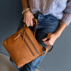 Tess Crossbody skind