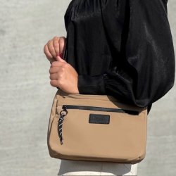 Crossbody m. 4 rum nylon