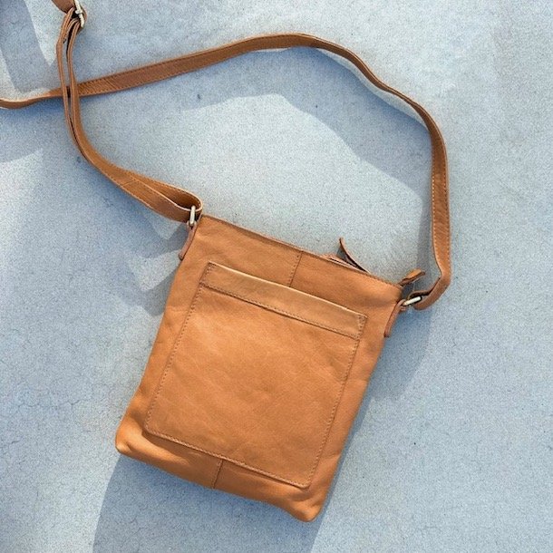 Vita Crossbody