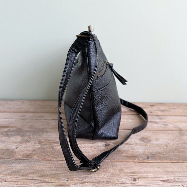 Crossbody Snake Crossbody COW CONCEPT