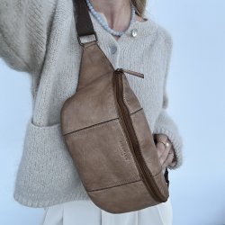 Custer bumbag washed skind