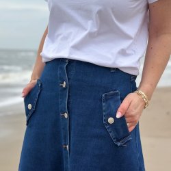 Lang denim nederdel button str 34-42