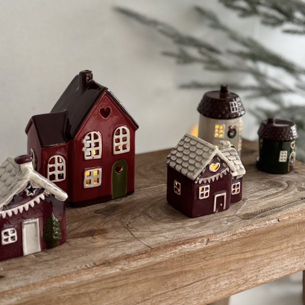 Hus til fyrfadslys H 15 cm Keramik