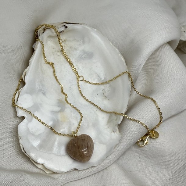 Halskde EIRA BIG ROSE HEART - Forgyldt