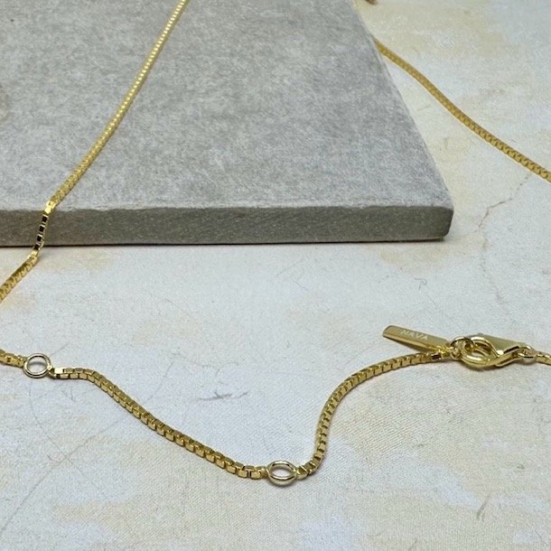 Lai halskde forgyldt slv