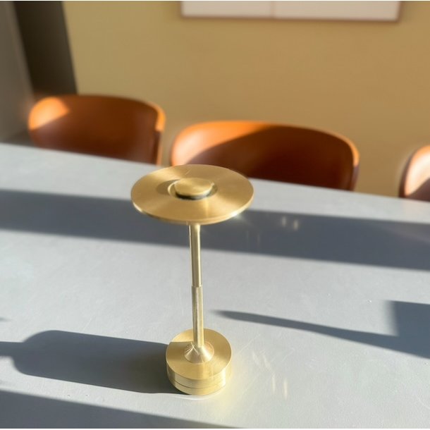 LED Bordlampe messing