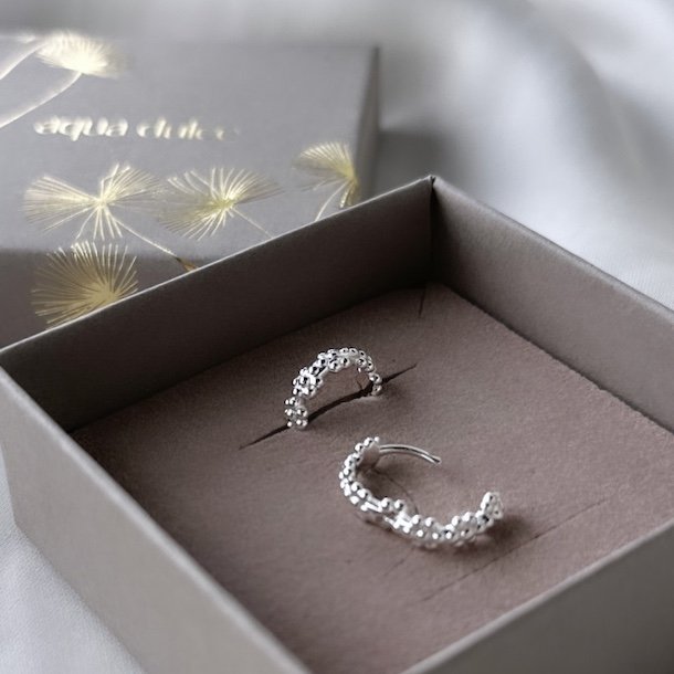 Hoops LOTS OF FLOWERS 13 mm Sterling Slv