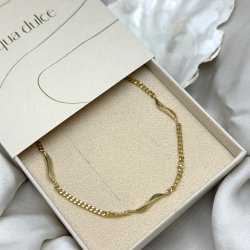 Halsk�de ELARA forgyldt s�lv