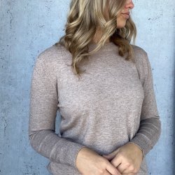 Fint strikket bluse rund hals str L-XXL