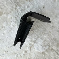 Universal smartphone holder