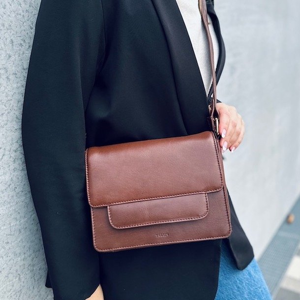 Augusta crossbody