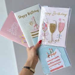 Happy birthday kort med glimmer og konvolut