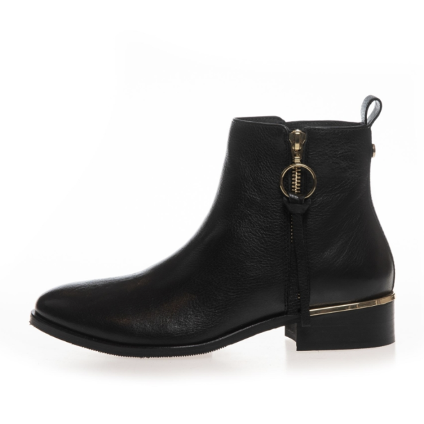 Ankel stvle fever  - skind sort str 36-42