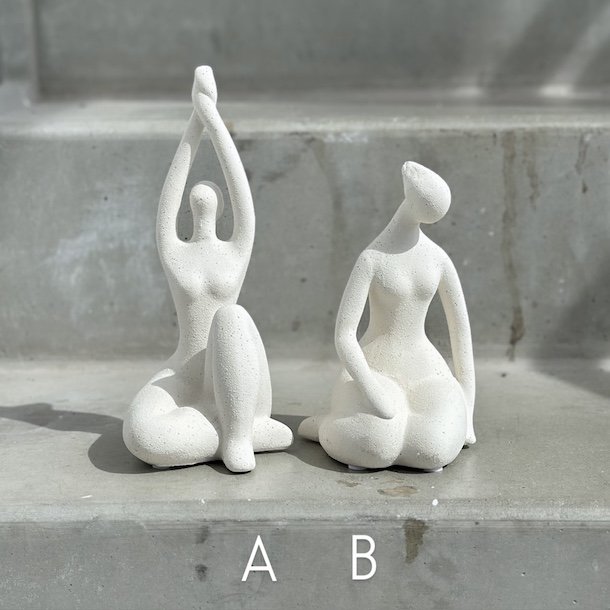 Figur YOGA beige sand