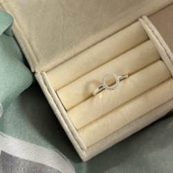 Fingerring cirkel zirkonia s�lv